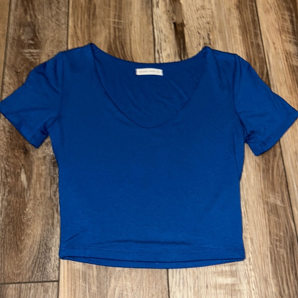 Navy blue scoop neck tee